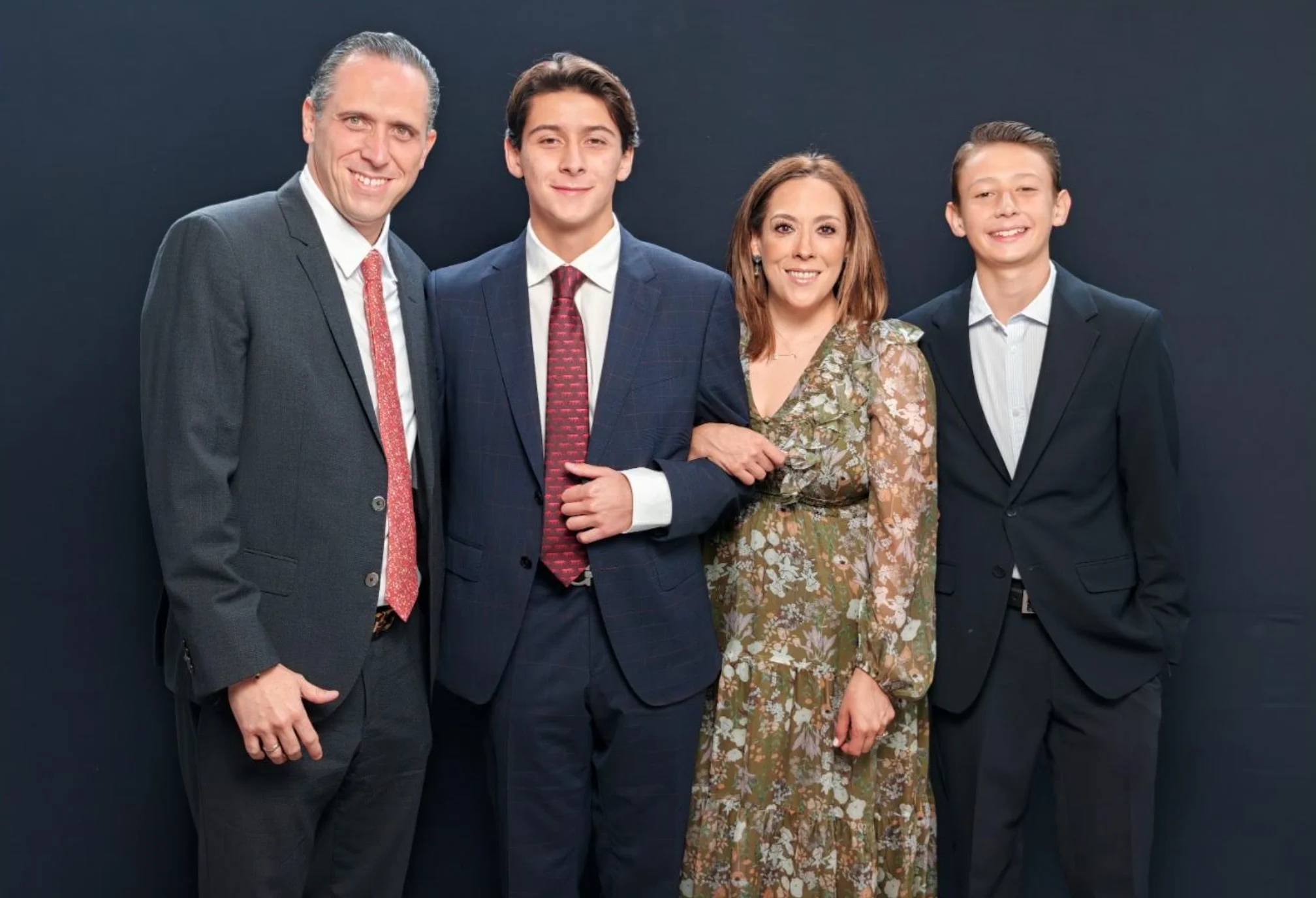 alumnos y padres de familia